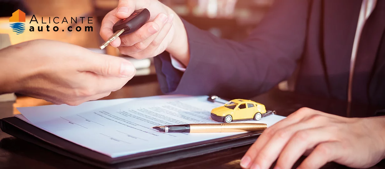 Cómo alquilar un coche en Torrevieja?