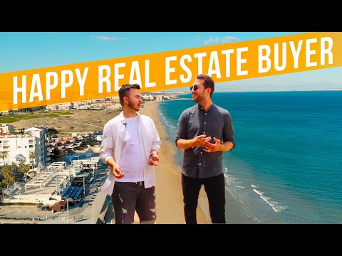 Happy real estate buyer with Alicante Real Estate company 💥 Buy a property in Spain