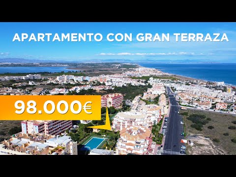 Apartamento turístico 🌴 Apartamento con una gran terraza y piscina a 900m de la playa en Torrevieja