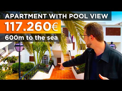 Buy a property in Spain 🌊🌴 Renovated apartment with pool view in La Mata, Torrevieja