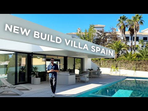 🔥HOT OFFER🔥 New build villa in Spain with a huge plot on the Costa Blanca close to Alicante in Spain