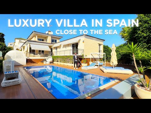 Luxury villa in Spain 🌊🌴 Luxurious villa for sale in La Mata on the Costa Blanca